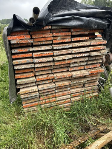 Scaffolding 100 13ft planks - scaffolding,