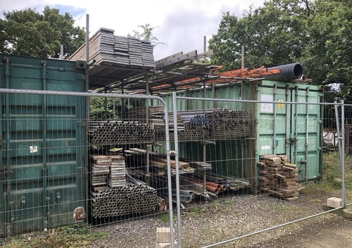 Scaffold tube job lot with - scaffold,